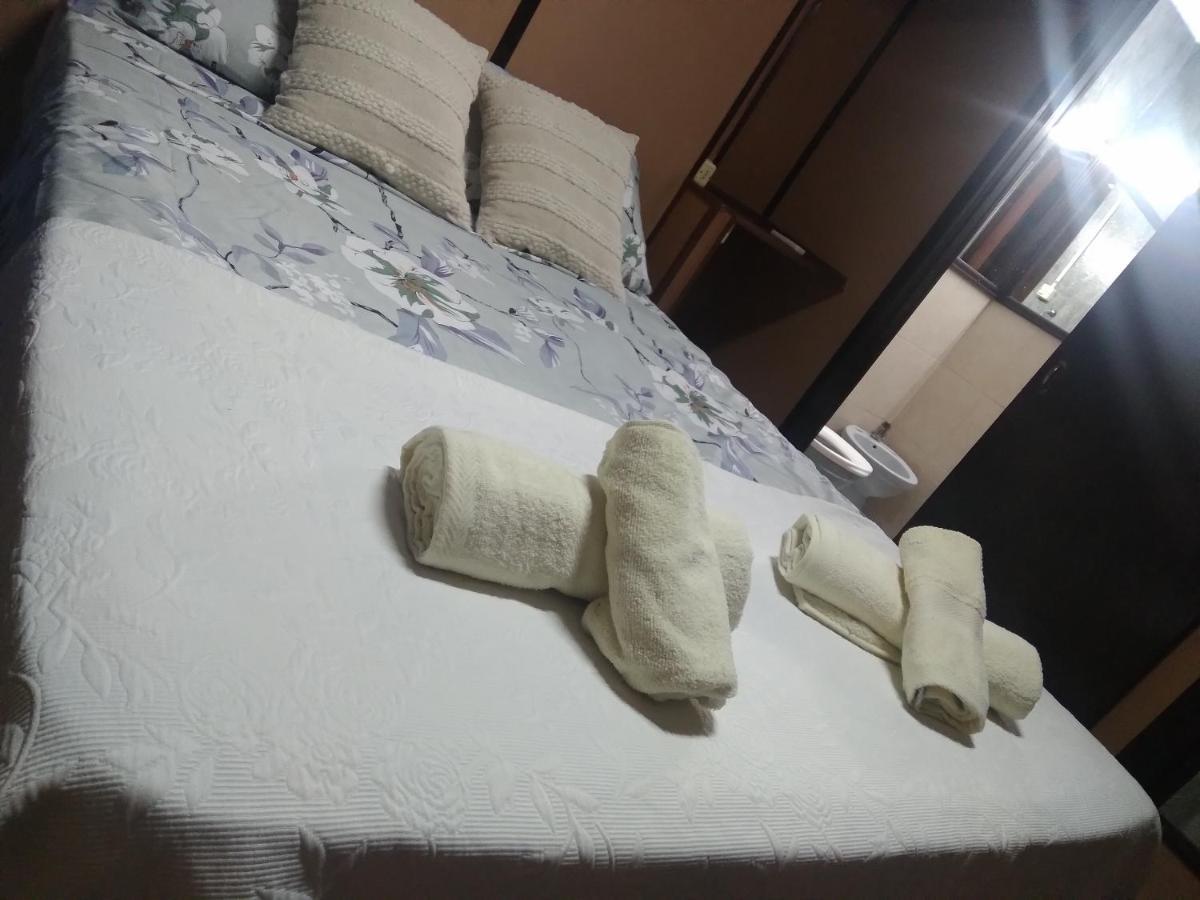 Hostel Parece Mentira โกโลเนีย เดล ซากราเมนโต ภายนอก รูปภาพ